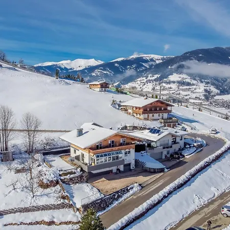 Haus Talblick דירה *