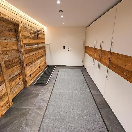 Haus Talblick דירה